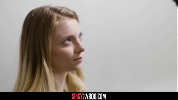 Stepdaughter let her stepdad fuck her pussy just to make him feel better