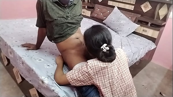 18 year student real desi virgin teen indian girl first time sex big boobs and doggy style