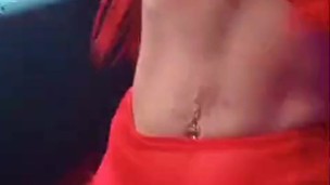 HERMOSA CHICA LATINA CON SENSUALIDAD