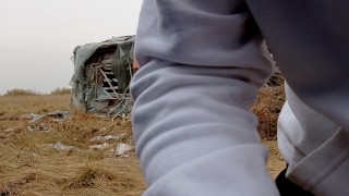 Дрочка и минет в заброшке у оживленной трассы